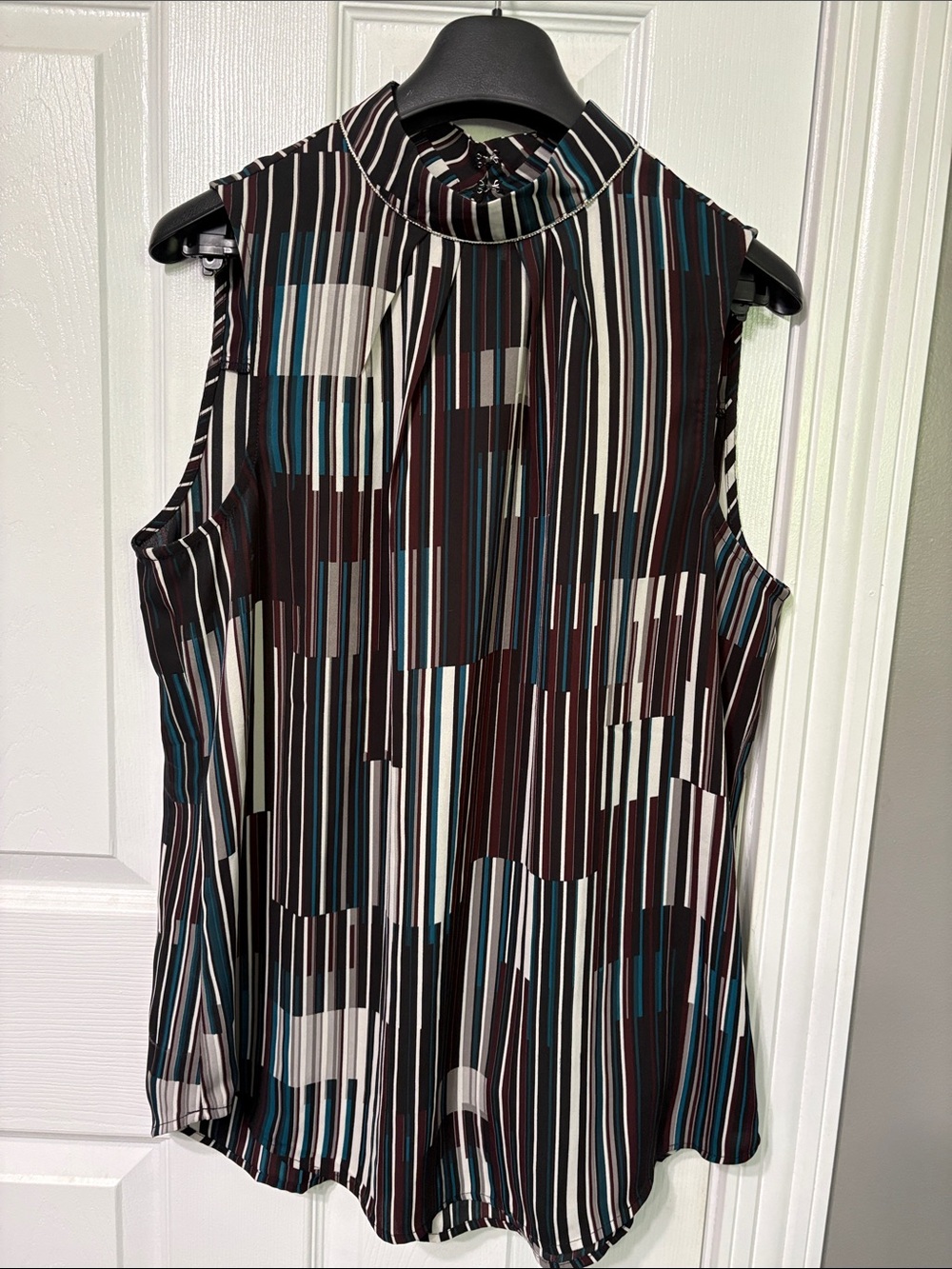 le chateau Sleeveless Mock Neck Striped Geometric Top - Teal, Black,  & Burgundy
